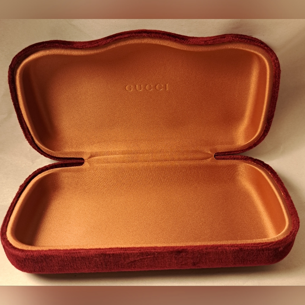 Gucci Velvet Glasses Case in Burgundy
